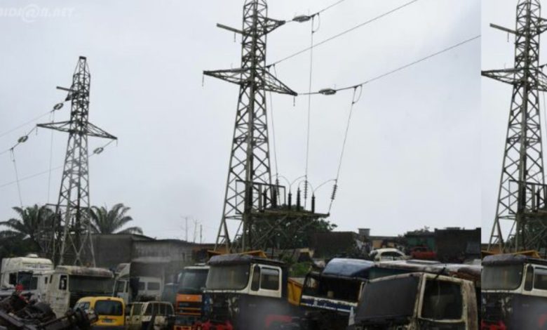 9 personnes sont dans un état critique après avoir électrocuté par le champ électrique d'une haute tension à Adjamé.