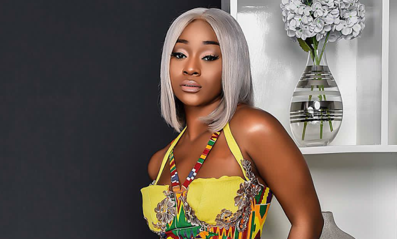 Efia Odo, actrice, chanteuse et influenceuse ghanéenne