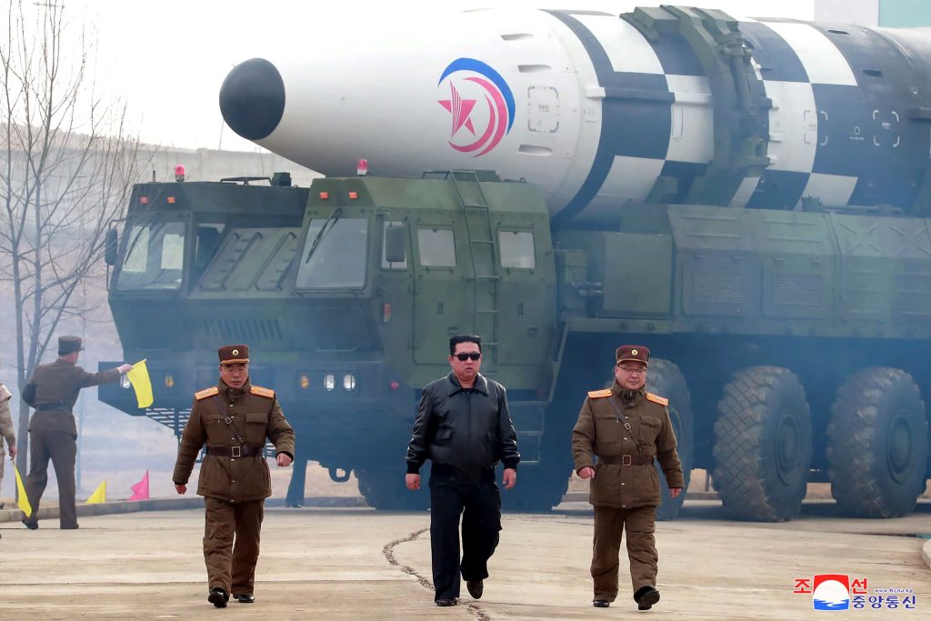 Kim Jung Un missile balistique 